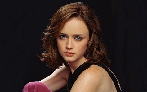 alexis bledel wallpaper|Alexis Bledel 4k Wallpapers.